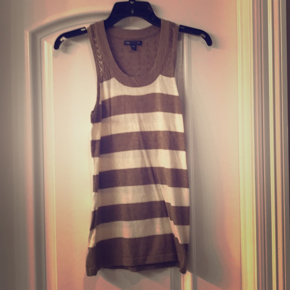 NWOT Gap Sleeveless Top - Size XS